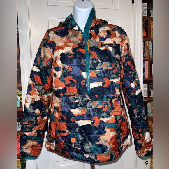 L.L. Bean Jackets & Blazers - L.L. Bean Katahdin Fall Camo Colorful Quilted Hooded Jacket Size XXS